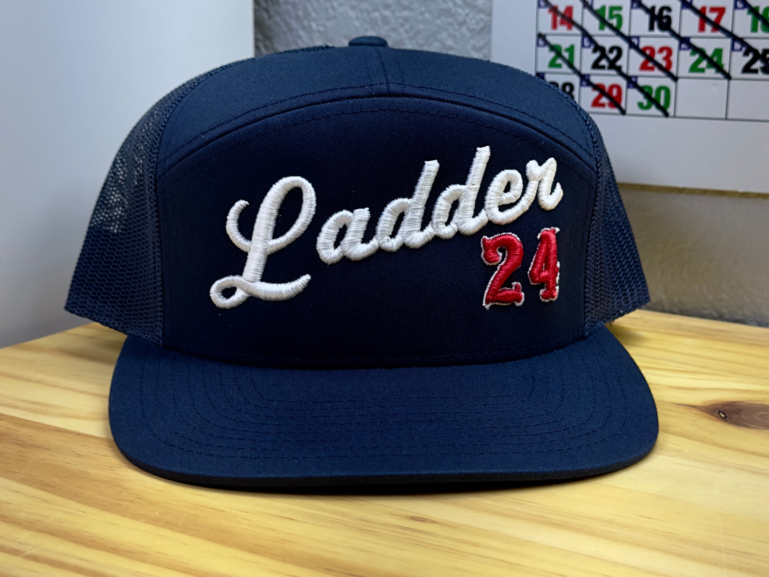 3D Puff Ladder 7-Panel